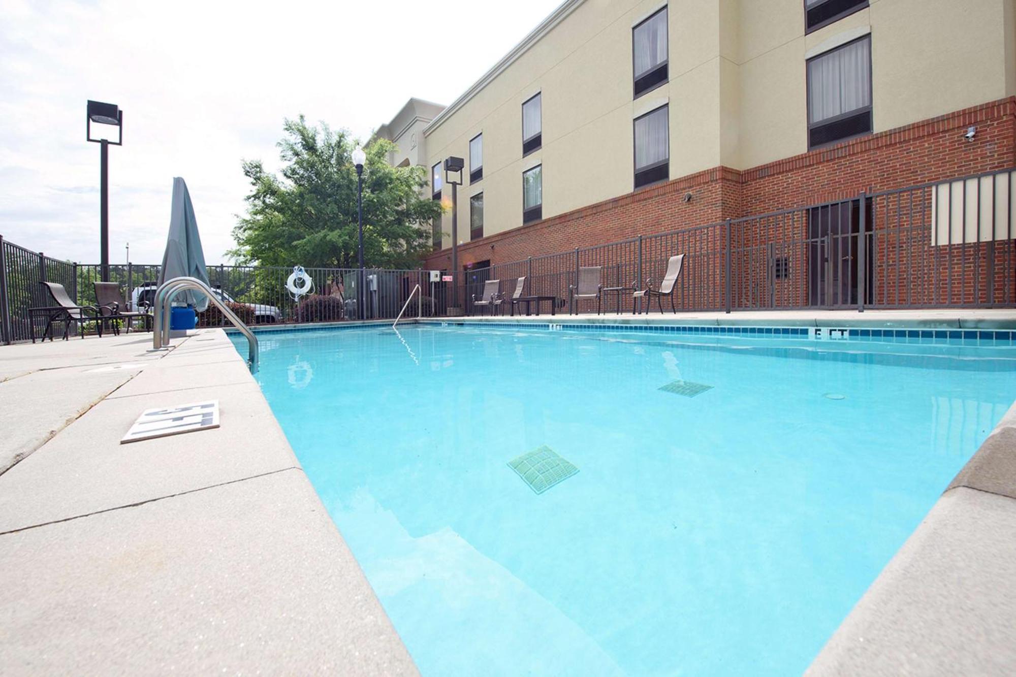 Hampton Inn Fayetteville Luaran gambar