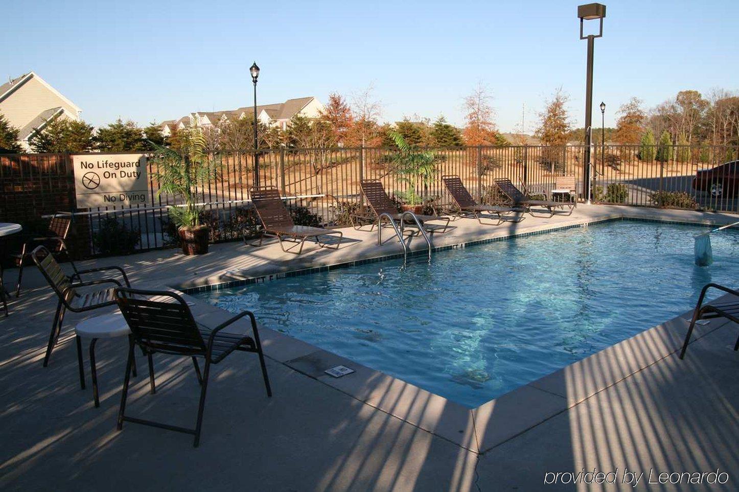 Hampton Inn Fayetteville Kemudahan gambar