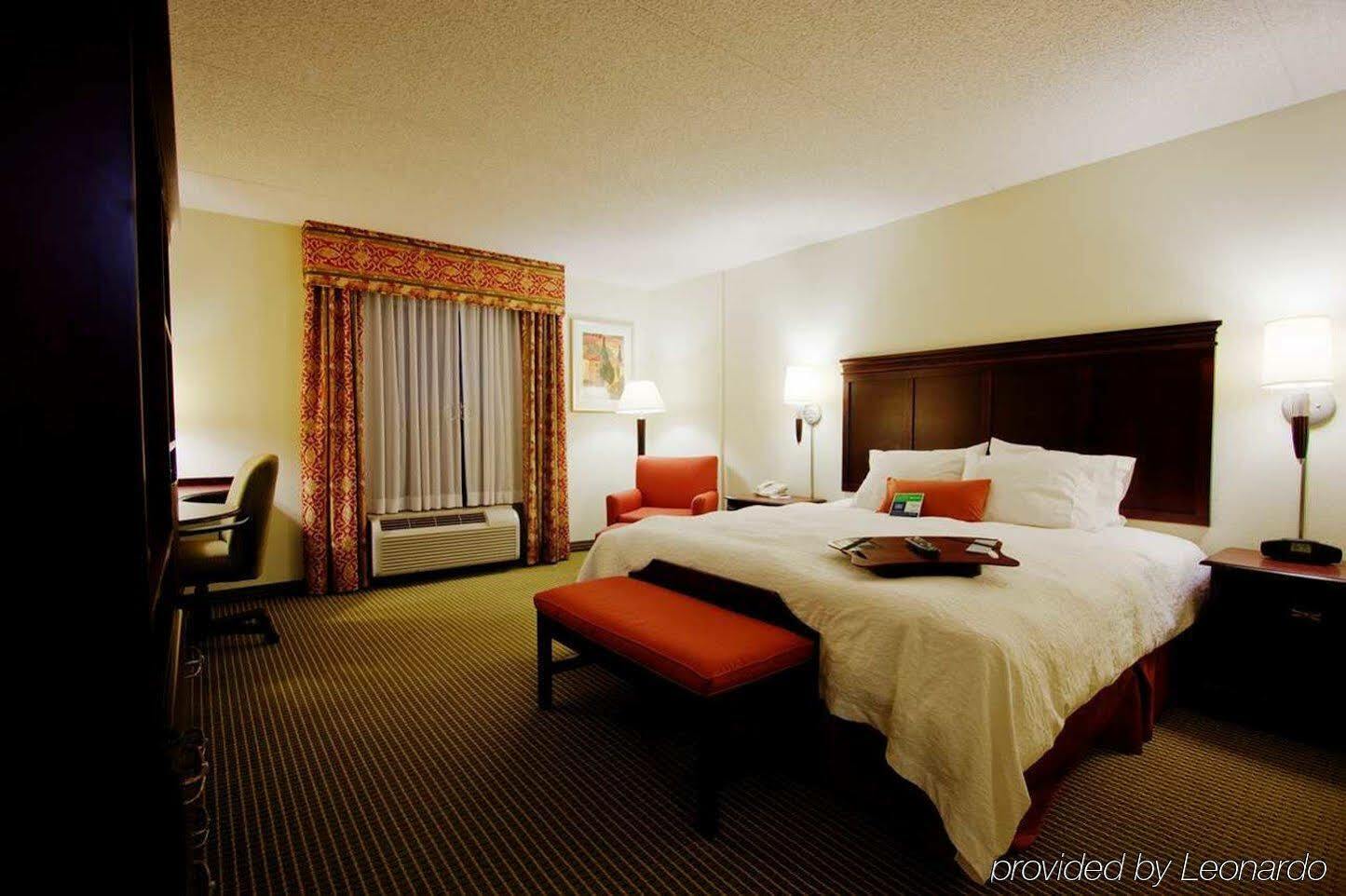Hampton Inn Fayetteville Luaran gambar