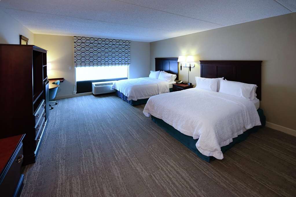Hampton Inn Fayetteville Bilik gambar
